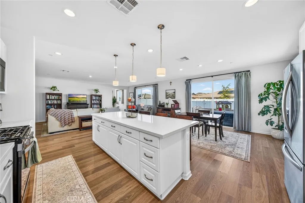 36316 Beacon Light Way, Wildomar, California 92595 home-pic-22