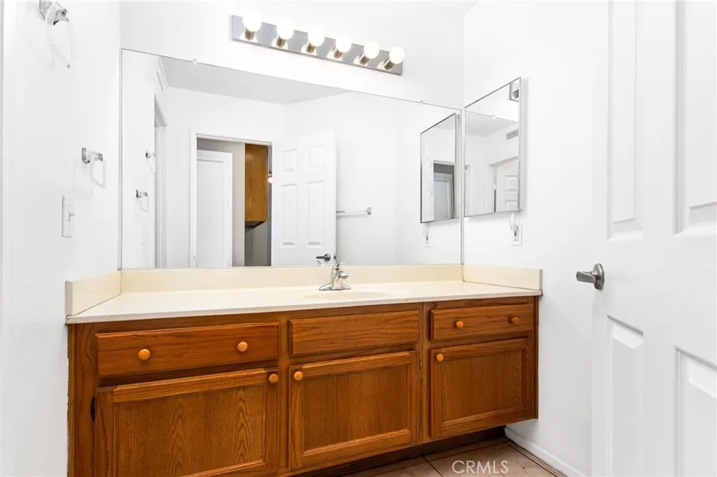 29383 Lake Forest, Menifee, California 92586 home-pic-17