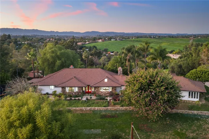 1650 Winterwarm Drive, Fallbrook, California 92028