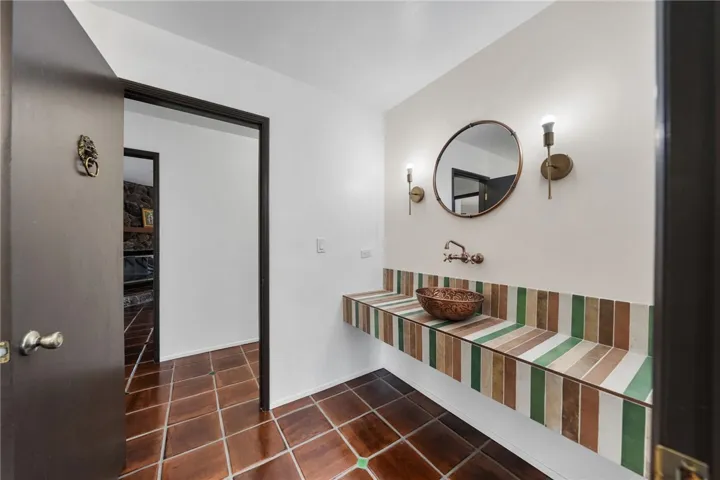 1650 Winterwarm Drive, Fallbrook, California 92028