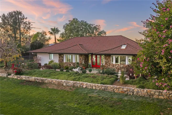 1650 Winterwarm Drive, Fallbrook, California 92028