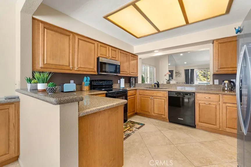 344 Vista Royale, Palm Desert, California 92211 home-pic-12