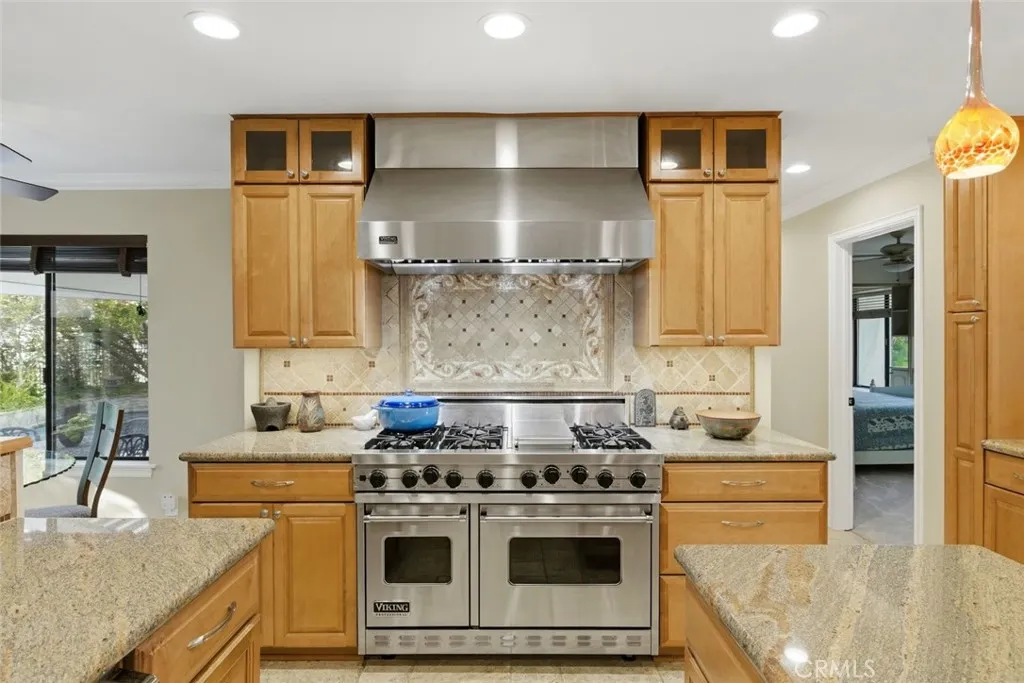 489 Oakhampton, Thousand Oaks, California 91361 home-pic-8
