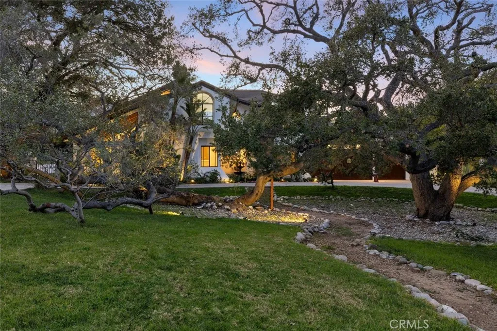 489 Oakhampton, Thousand Oaks, California 91361 home-pic-35