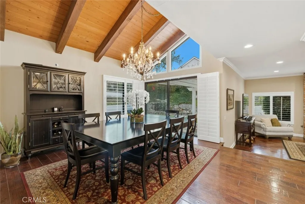 489 Oakhampton, Thousand Oaks, California 91361 home-pic-12