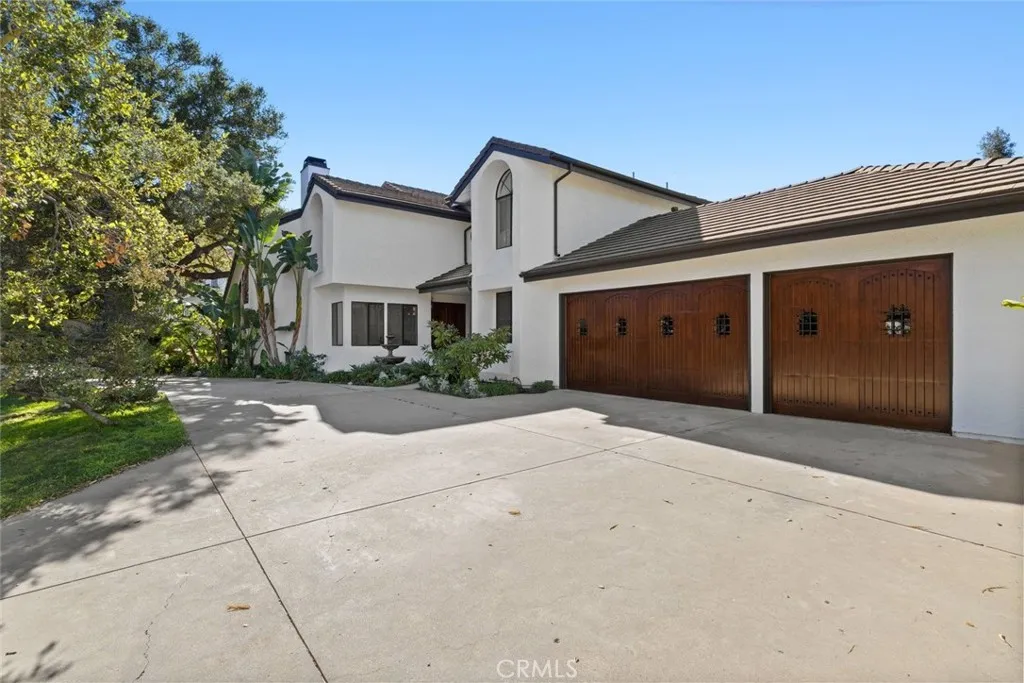 489 Oakhampton, Thousand Oaks, California 91361 home-pic-2