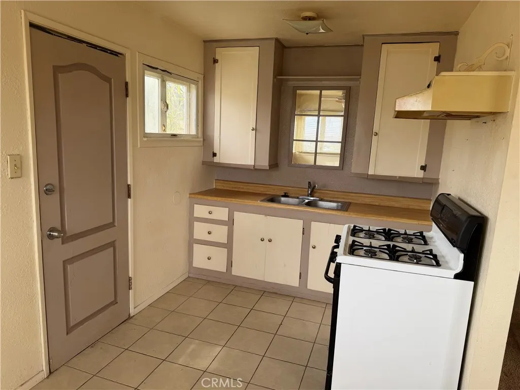 6676 Pine, 29 Palms, California 92277 home-pic-1