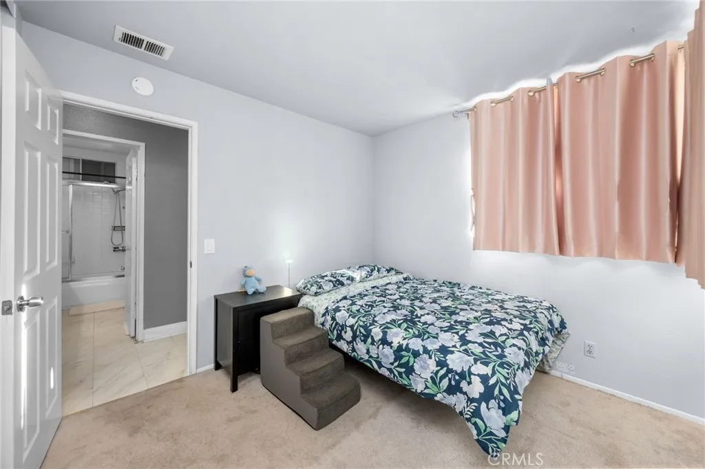 13190 Lone Stallion Lane, Corona, California 92883 home-pic-33