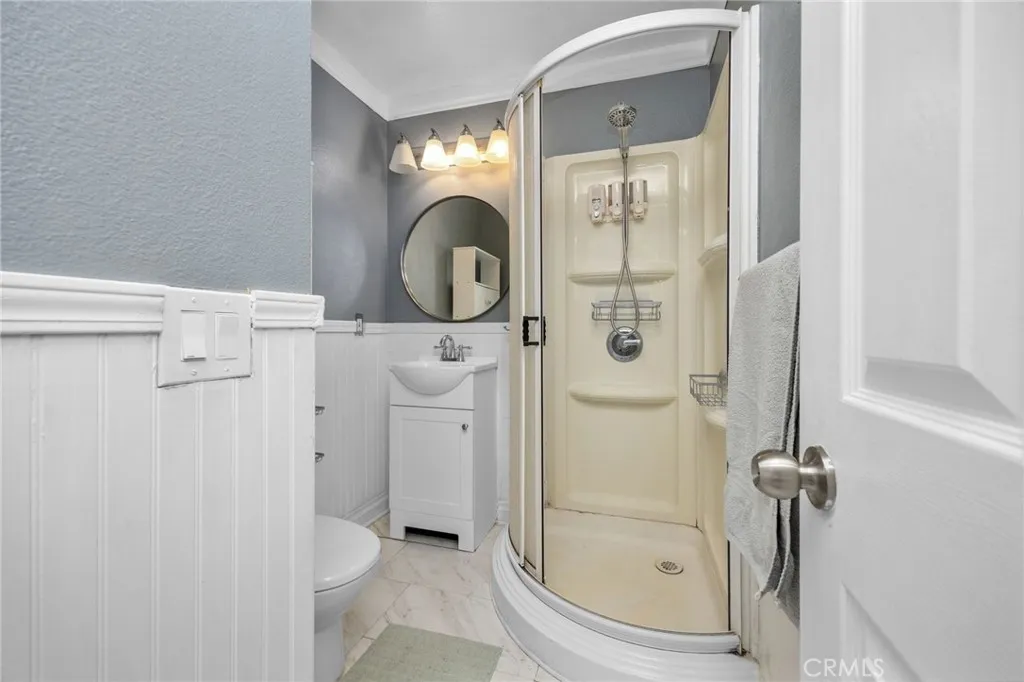 13190 Lone Stallion Lane, Corona, California 92883 home-pic-17