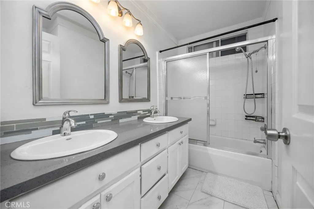 13190 Lone Stallion Lane, Corona, California 92883 home-pic-30