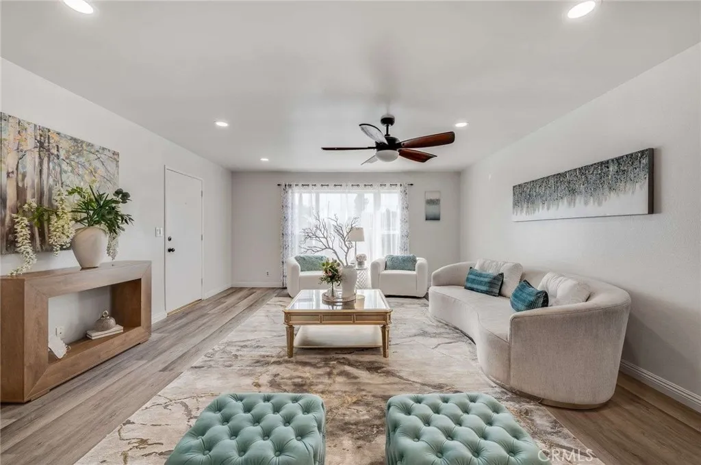 8215 Sandy, Paramount, California 90723 home-pic-5