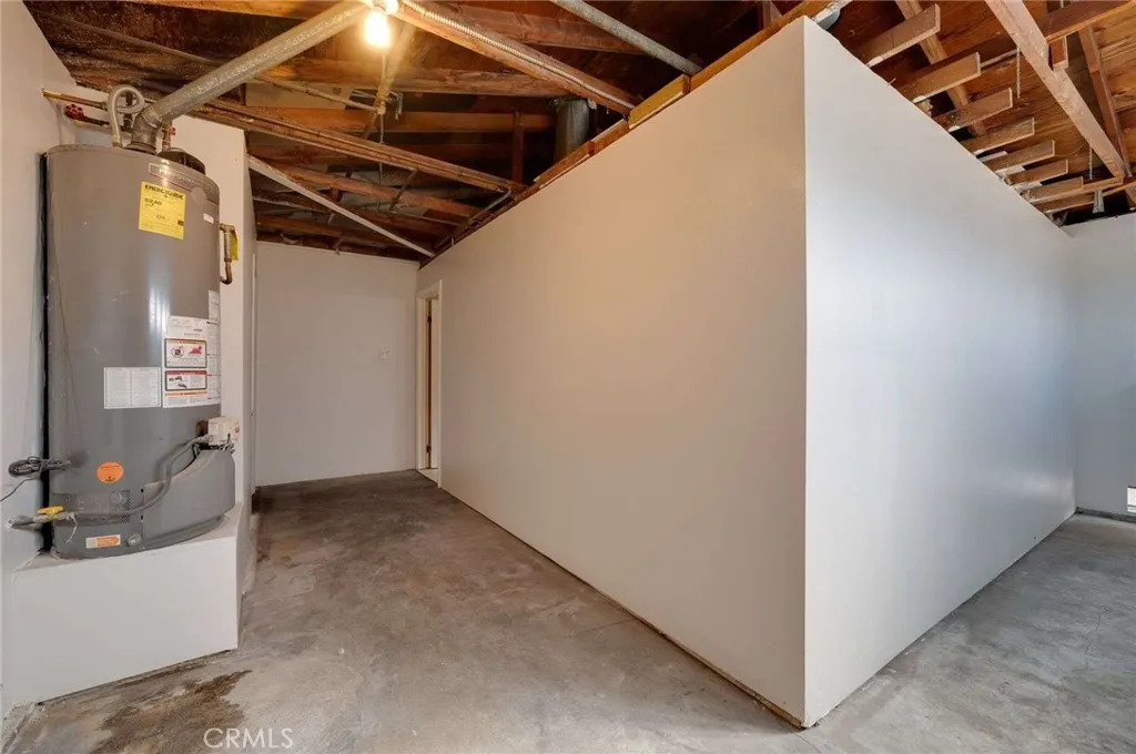 8215 Sandy, Paramount, California 90723 home-pic-29