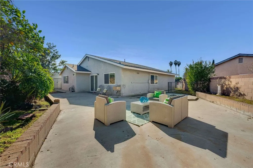 8215 Sandy, Paramount, California 90723 home-pic-32