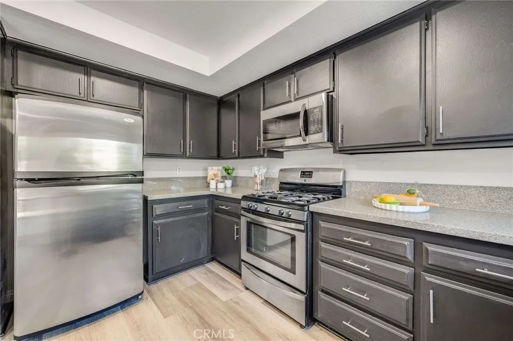 8215 Sandy, Paramount, California 90723 home-pic-11