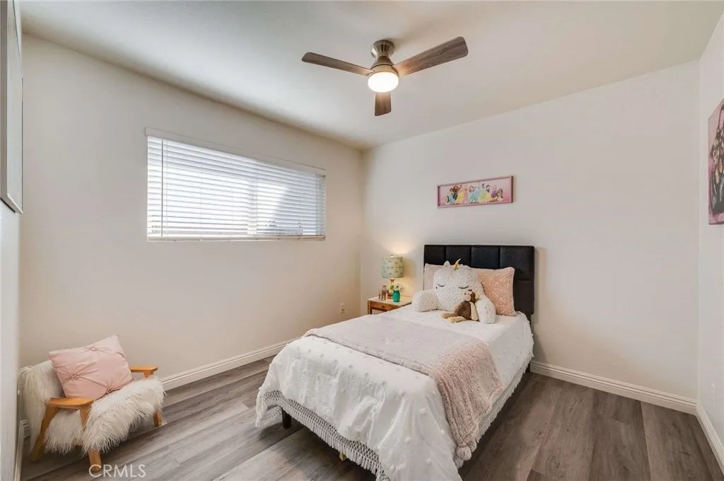8215 Sandy, Paramount, California 90723 home-pic-17