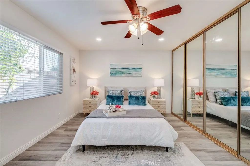 8215 Sandy, Paramount, California 90723 home-pic-25