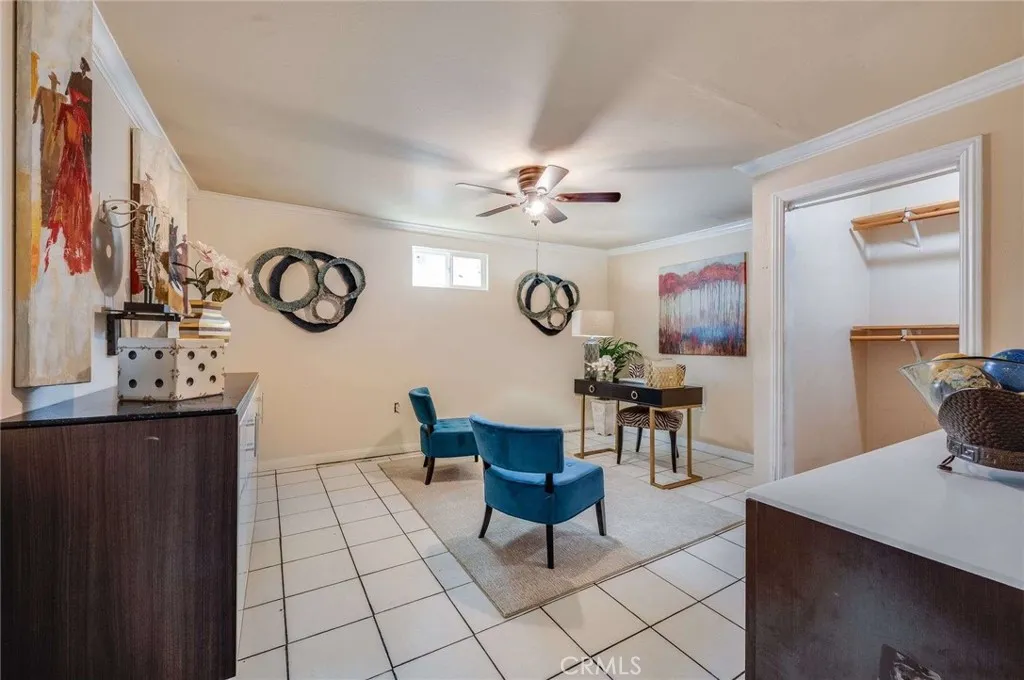 8215 Sandy, Paramount, California 90723 home-pic-27