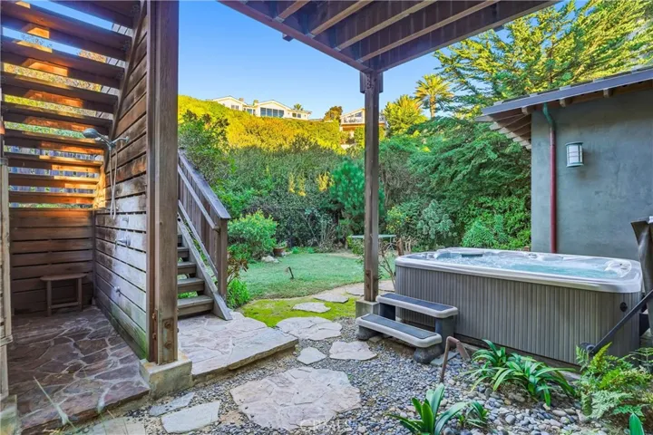 1 of 2 outdoor showers_Perfect after a day at the beach or jacuzzi.