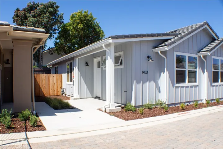 1452 Ronald Way, Oceano, California 93445