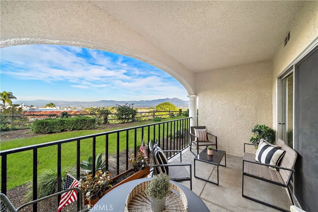 4001 Calle Sonora 1b, Laguna Woods, California 92637 home-pic-2