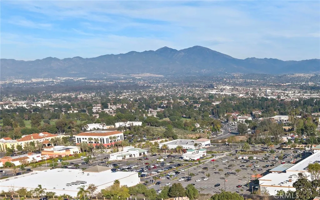 4001 Calle Sonora 1b, Laguna Woods, California 92637 home-pic-3