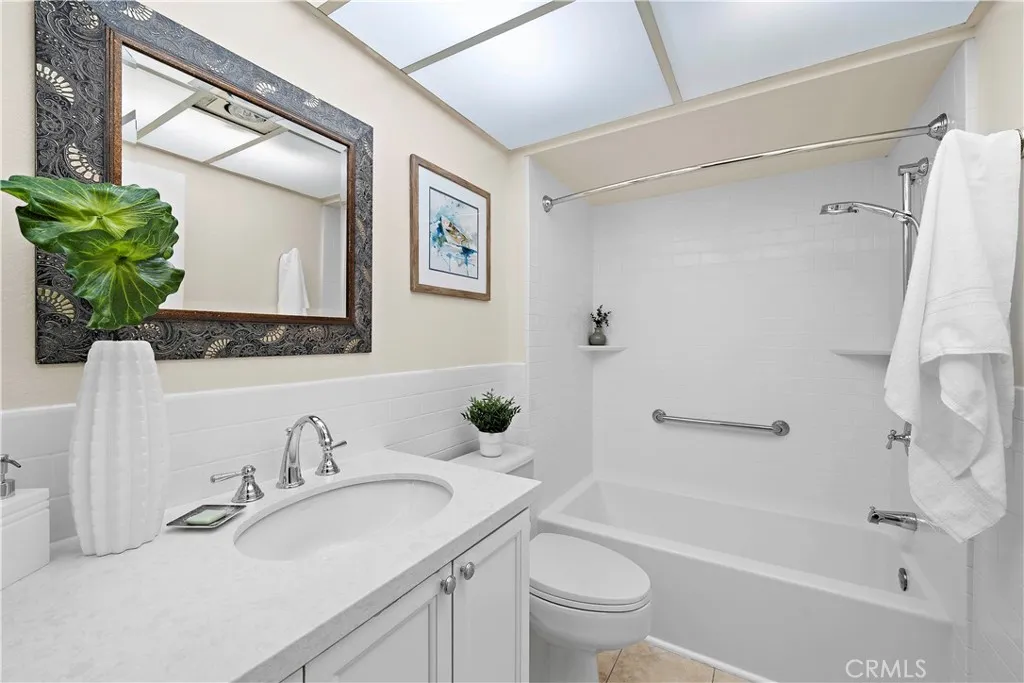 4001 Calle Sonora 1b, Laguna Woods, California 92637 home-pic-20