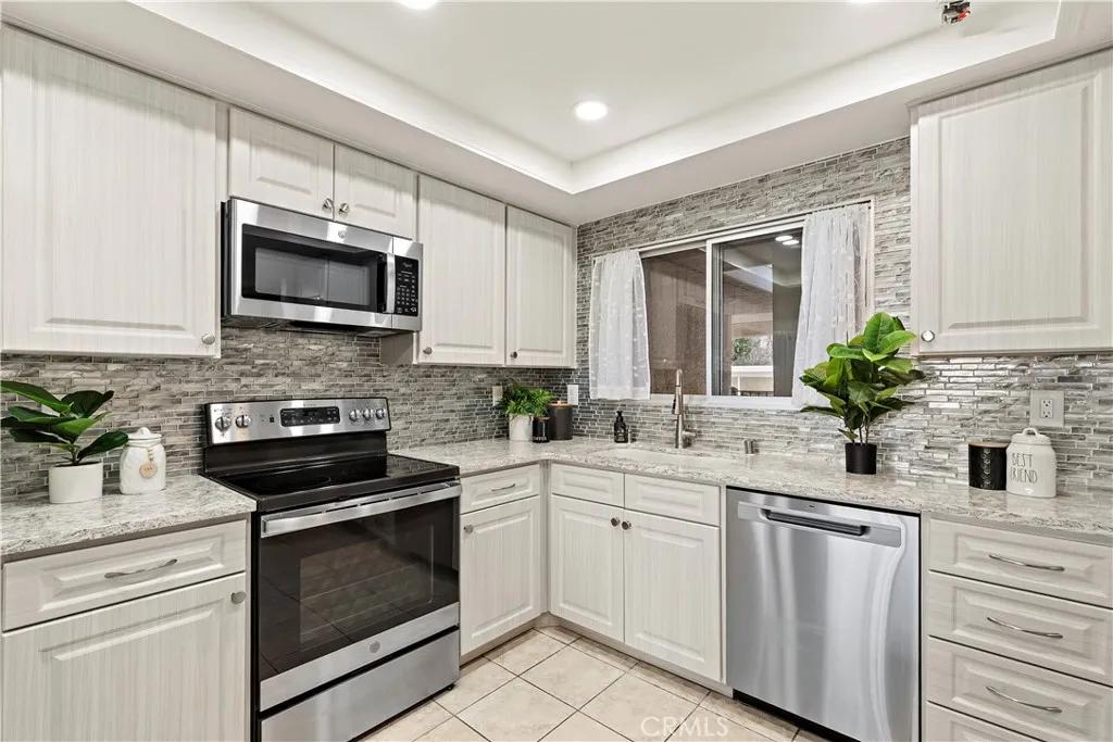 4001 Calle Sonora 1b, Laguna Woods, California 92637 home-pic-18