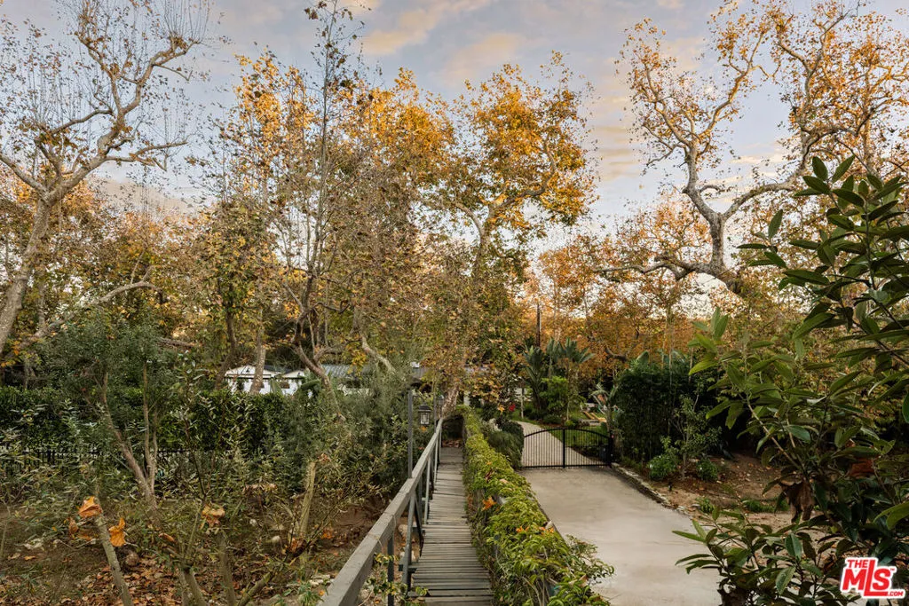 6332 Busch Drive, Malibu, California 90265 home-pic-37