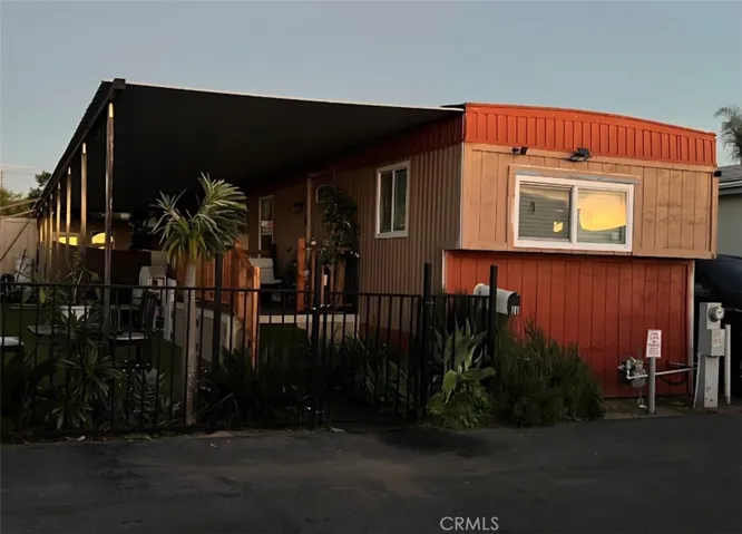 190 N Meridian 66, Rialto, California 92376
