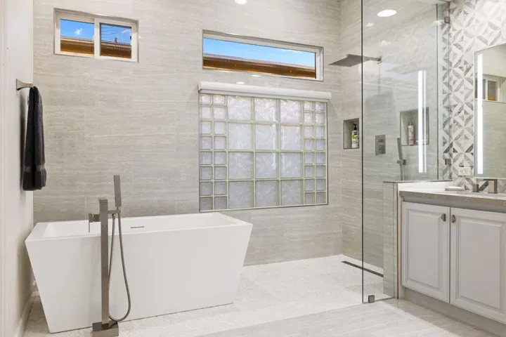 32-web-or-mls-8M4A6739