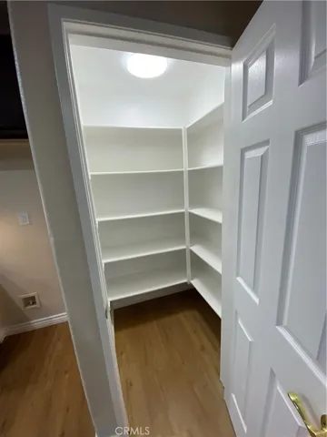 Kitchen storage