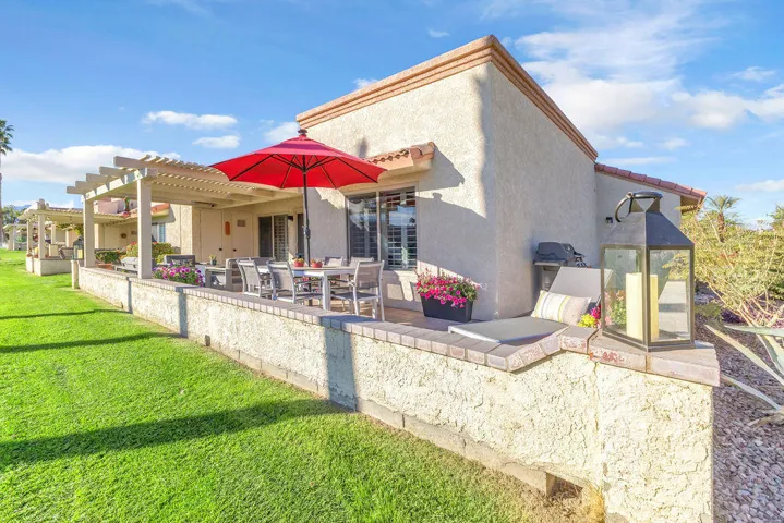 Unique wraparound patio