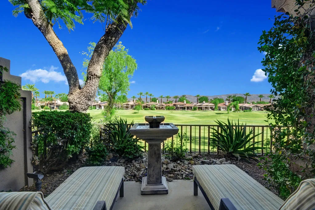 440 Desert Holly Drive, Palm Desert, California 92211 home-pic-33