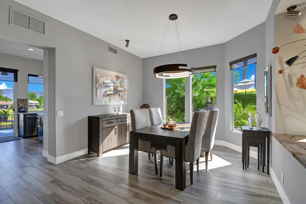 440 Desert Holly Drive, Palm Desert, California 92211 home-pic-11
