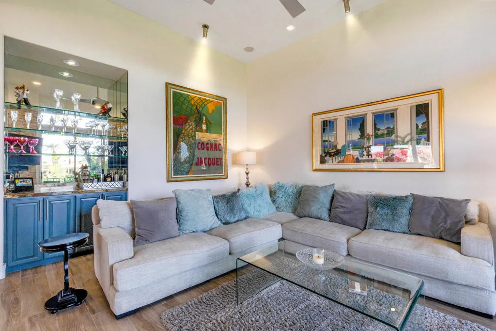 440 Desert Holly Drive, Palm Desert, California 92211 home-pic-8