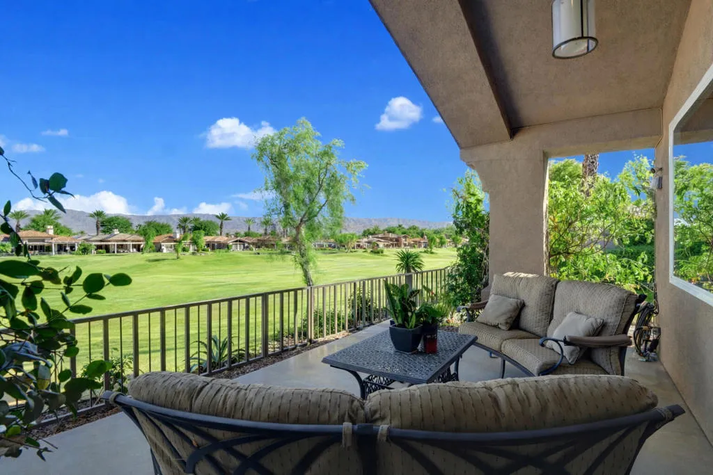 440 Desert Holly Drive, Palm Desert, California 92211 home-pic-1