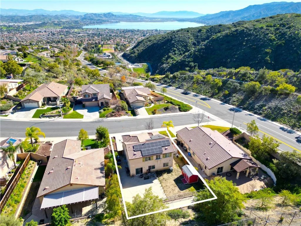 29483 Rock Point, Lake Elsinore, California 92530 home-pic-13