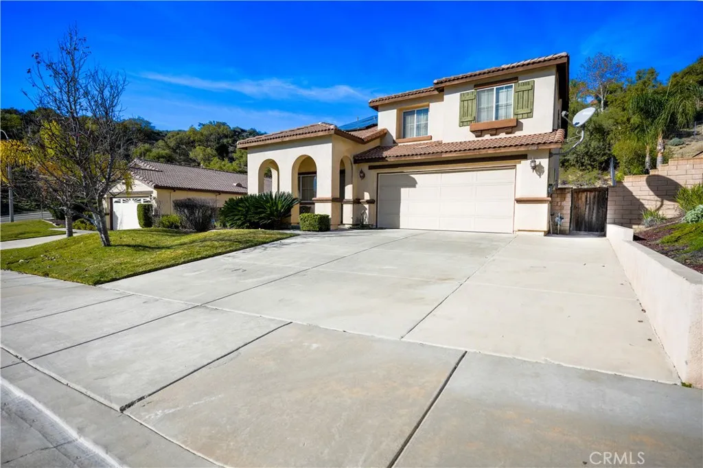 29483 Rock Point, Lake Elsinore, California 92530 home-pic-4