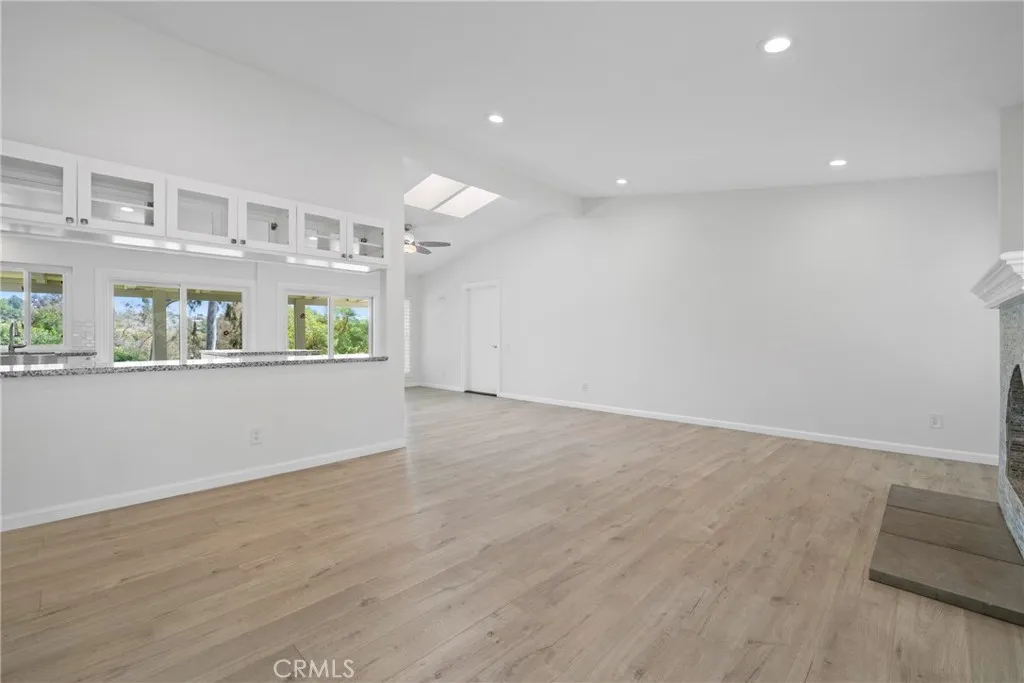 28162 Via Cernuda, Mission Viejo, California 92692 home-pic-8