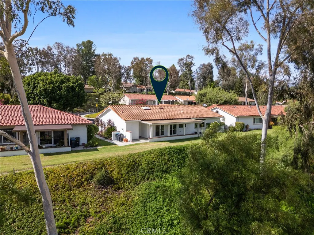 28162 Via Cernuda, Mission Viejo, California 92692 home-pic-18