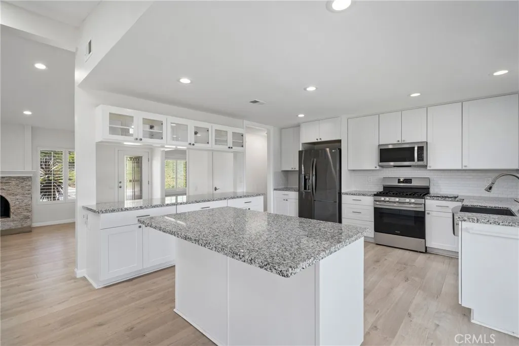 28162 Via Cernuda, Mission Viejo, California 92692 home-pic-12
