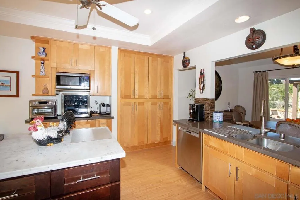 17620 Caminito Chiclayo, San Diego, California 92128 home-pic-8
