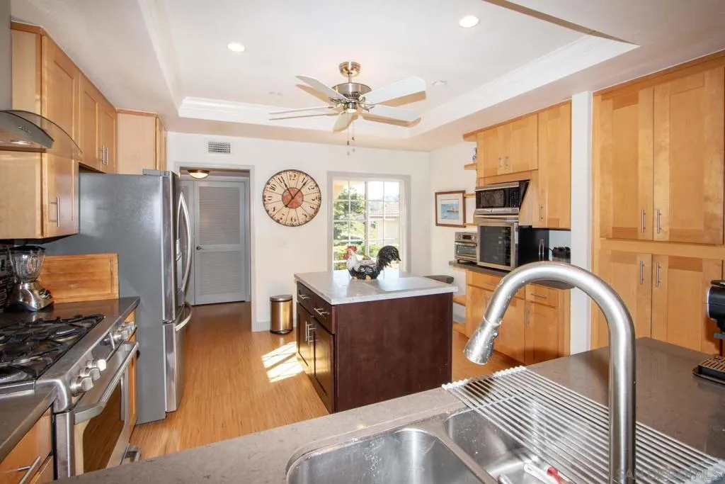 17620 Caminito Chiclayo, San Diego, California 92128 home-pic-9