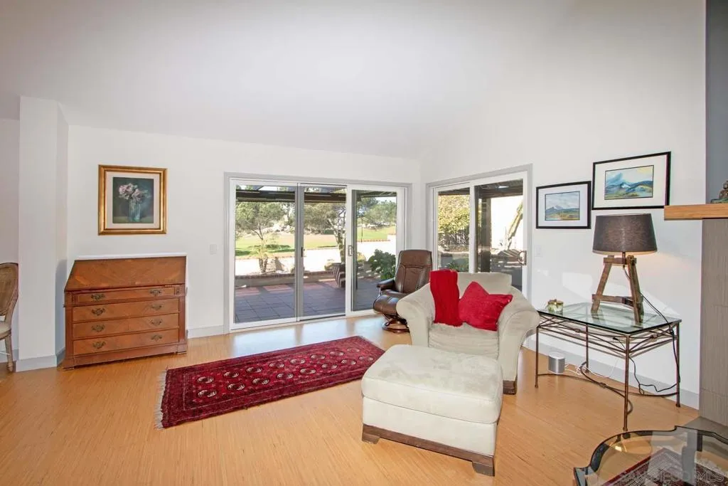 17620 Caminito Chiclayo, San Diego, California 92128 home-pic-17