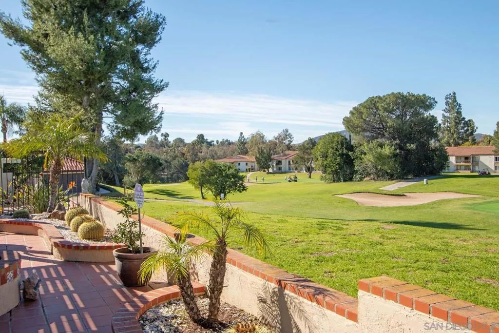 17620 Caminito Chiclayo, San Diego, California 92128 home-pic-36