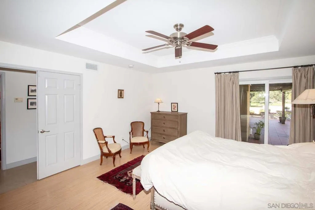 17620 Caminito Chiclayo, San Diego, California 92128 home-pic-26