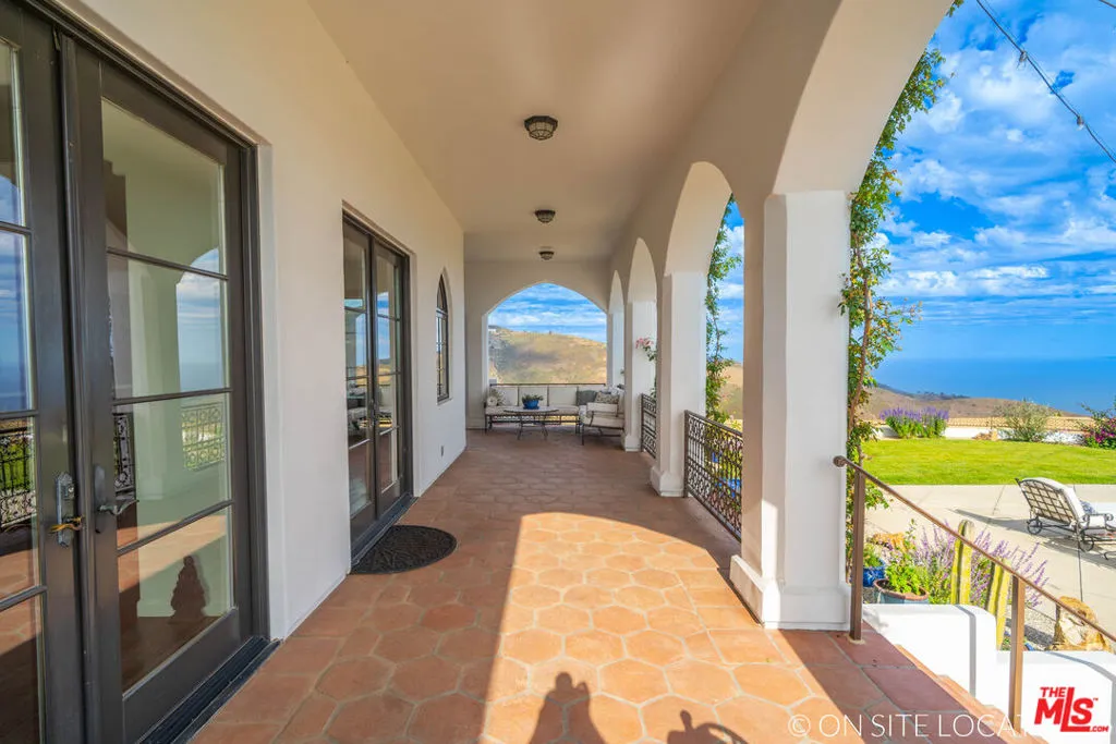 9785 Deer Creek Road, Malibu, California 90265 home-pic-52