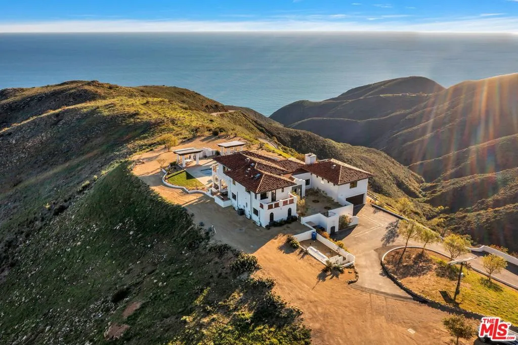 9785 Deer Creek Road, Malibu, California 90265 home-pic-1