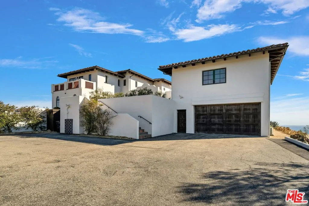9785 Deer Creek Road, Malibu, California 90265 home-pic-7
