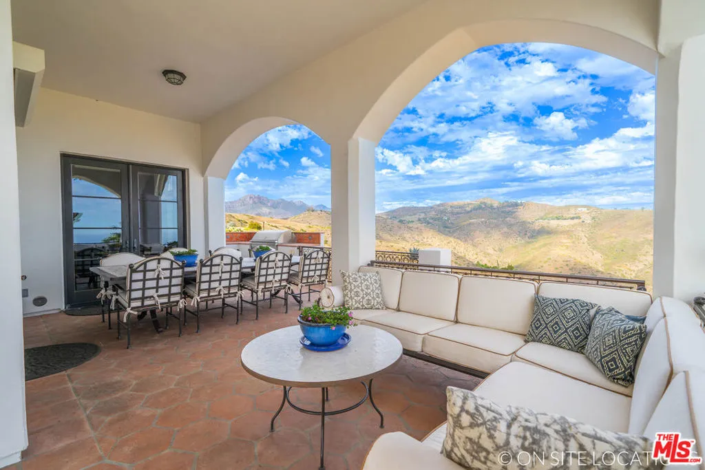 9785 Deer Creek Road, Malibu, California 90265 home-pic-51